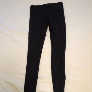 Lululemon Wunder Under Leggings (sz 6)